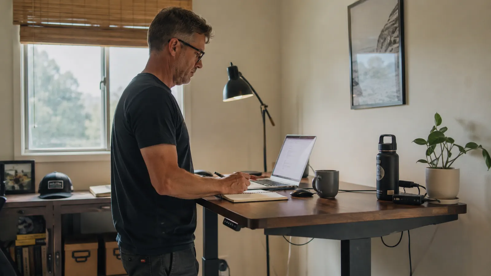 10 Reasons a Standing Desk Boosts Focus at Home