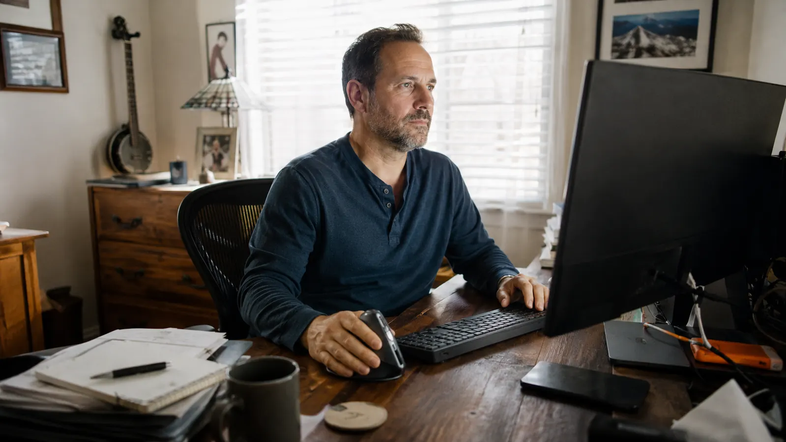 How a Vertical Mouse Quieted My Wrist Pain